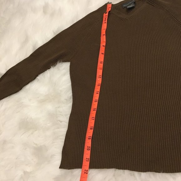 Combo: Banana Republic top, Anne Kline skirt Small - Picture 7 of 16